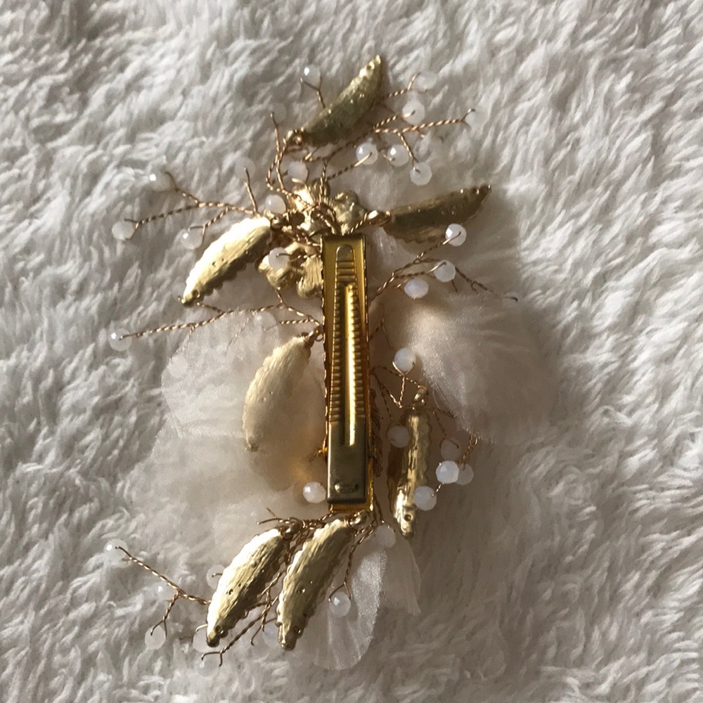 Hairband - Picture 2 of 4